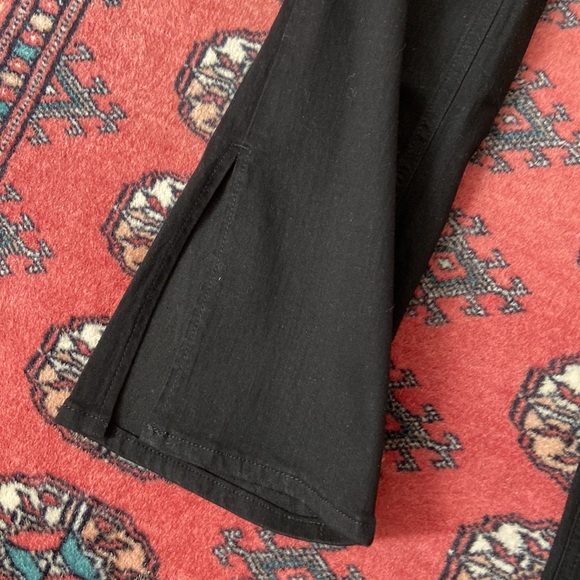 NWT H&M Split Hem Skinny Flare Black Jeans - Picture 3 of 7
